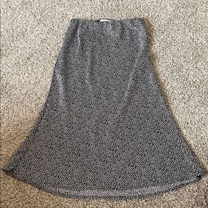 Carly Jean Los Angeles Black and White Midi Skirt